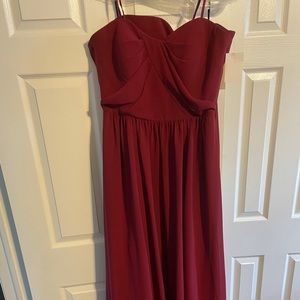 Strapless bridesmaid dress size 14 in burgundy NEVER WORN. NEW